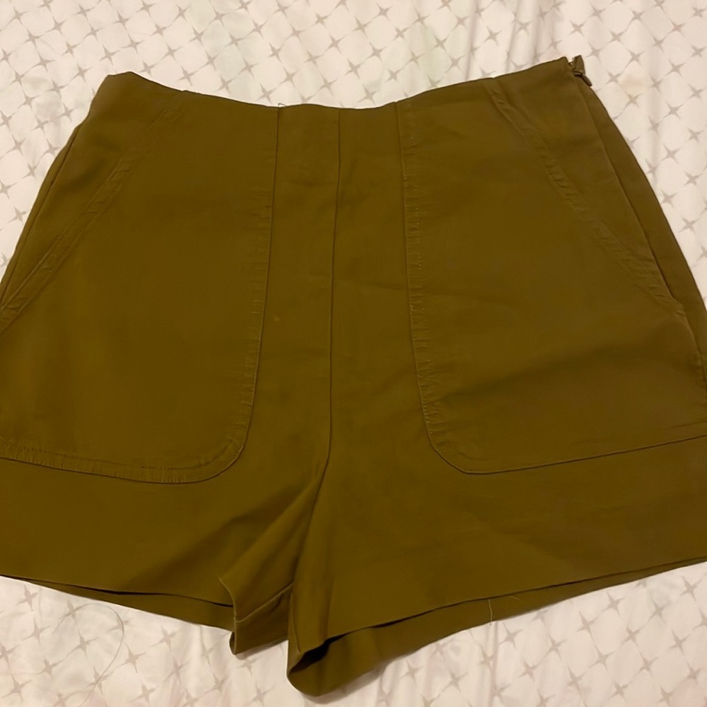 Zara olive green shorts